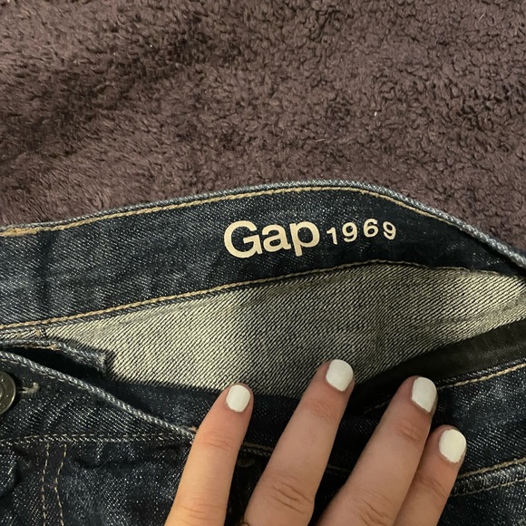 GAP Boyfriend Shorts - Picture 3 of 6